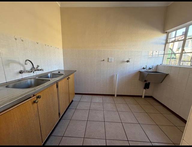 3 BEDROOM TOWNHOUSE FOR SALE IN KAMEELDORINGPARK